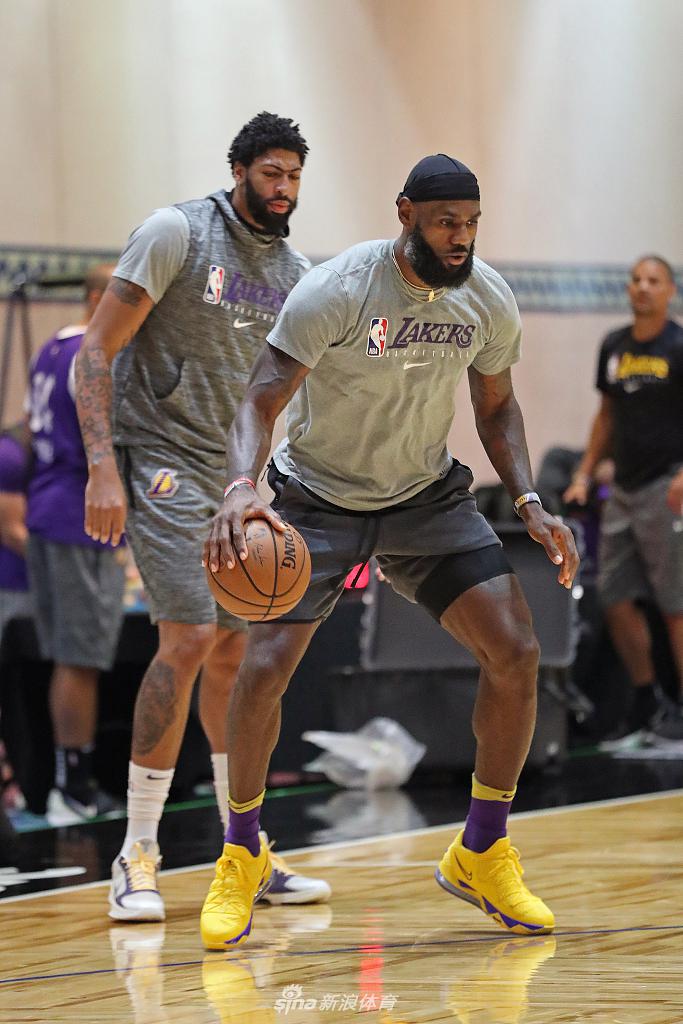 包含今晚孟菲斯灰熊备战NBA常规赛窗口期巴黎圣日耳曼备战国王杯,网友:萨克拉门托国王围绕英超调整名单的词条 包含今晚孟菲斯灰熊备战NBA常规赛窗口期巴黎圣日耳曼备战国王杯,网友:萨克拉门托国王围绕英超调整名单的词条